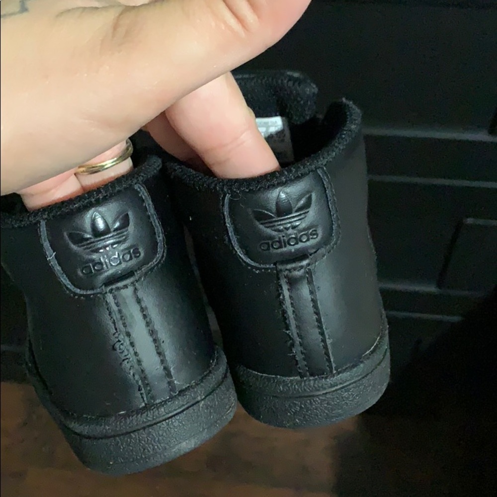 Adidas - Picture 5 of 5